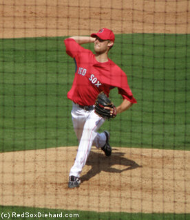 Flame-throwing pitching prospect Daniel Bard lets one loose.