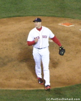 My picture came out a little blurry, as they always seem to when I get excited, but Jonathan Papelbon didn't lose his focus as he closed out the Cubs in the ninth.
